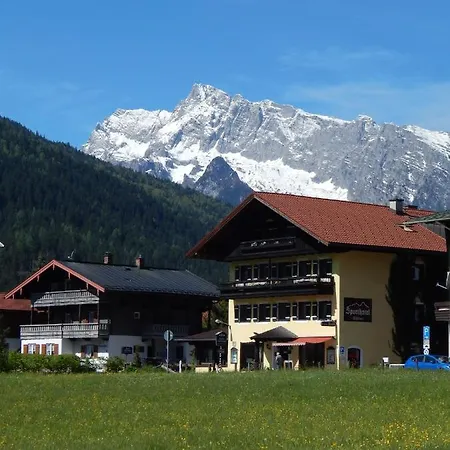Stoll's Sporthotel 3*